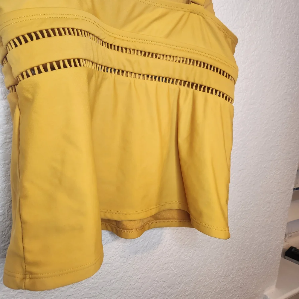 Time And Tru Womens Missy Tankini Swim Top Yellow Boho Travel Retro M 8 10
